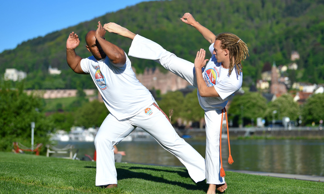 Pembahasan Capoeira Yaitu Seni Bela Diri di Brasil