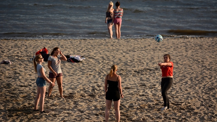 Sepak Bola Pantai Khas Brasil Semakin Populer