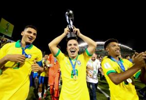 Pelatih Timnas Brasil Yang Sukses Meraih Gelar Juara