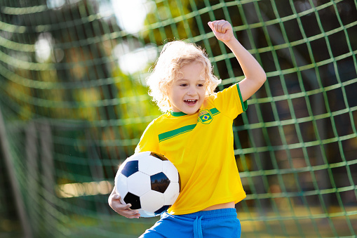 Sepak Bola Brasil Untuk Meningkatkan Pengalaman Sekolah Anak